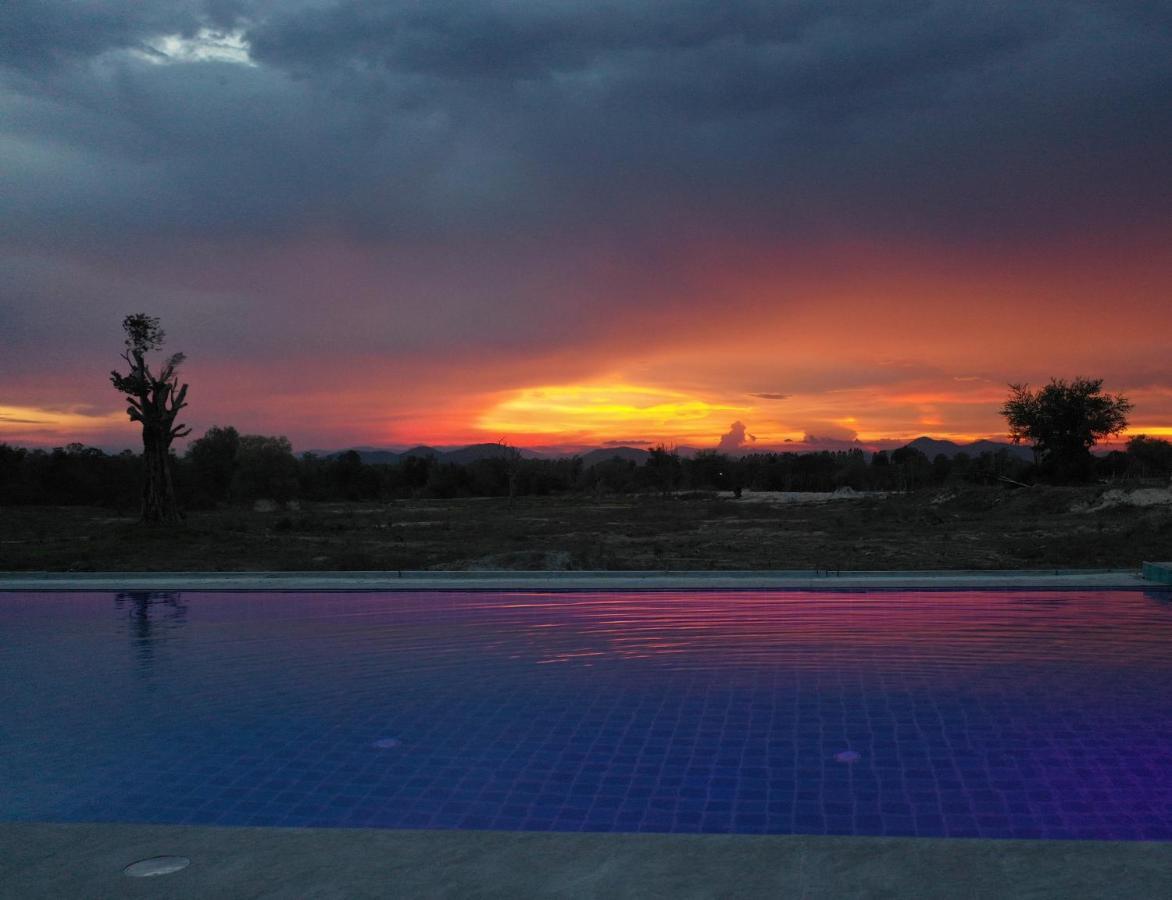 I Love Phants Lodge Ban Huai Thawai Екстер'єр фото