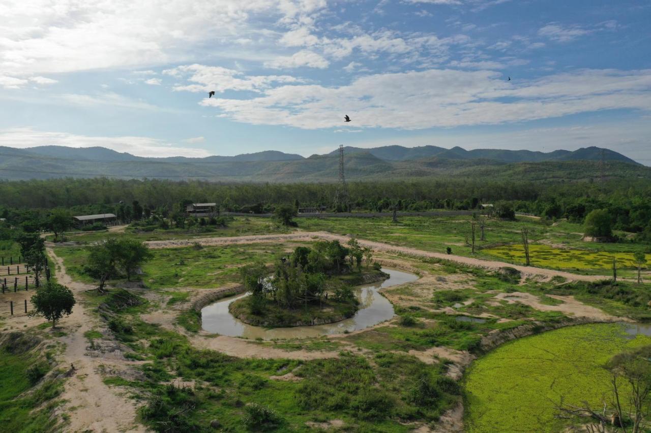 I Love Phants Lodge Ban Huai Thawai Екстер'єр фото